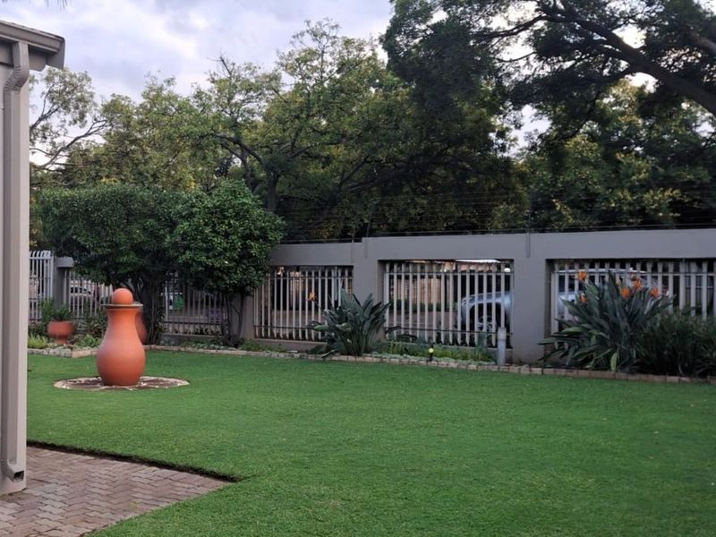 House For Sale in Waverley - Photo 5