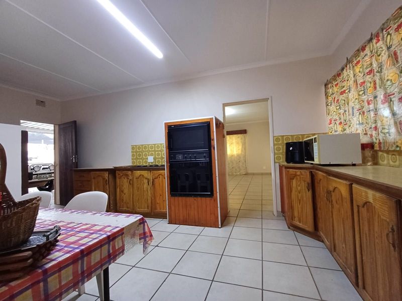 House For Sale in Stilfontein Ext 4 - Photo 5