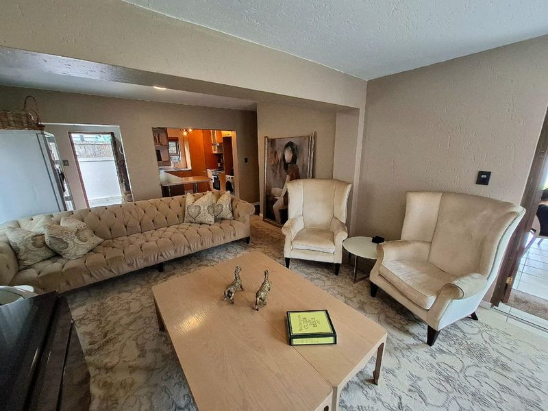 Townhouse For Sale in Broadacres - Photo 5