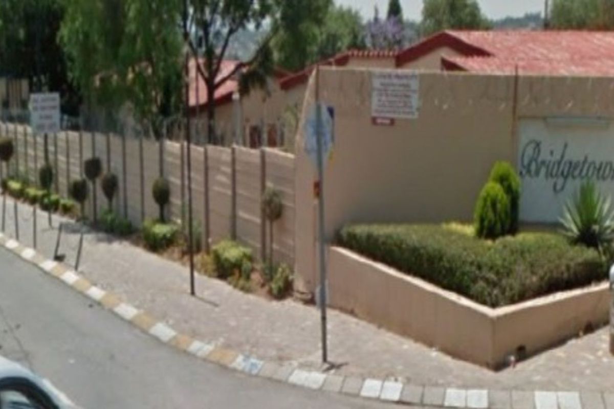 Apartment For Sale in Bloubosrand - Photo 4