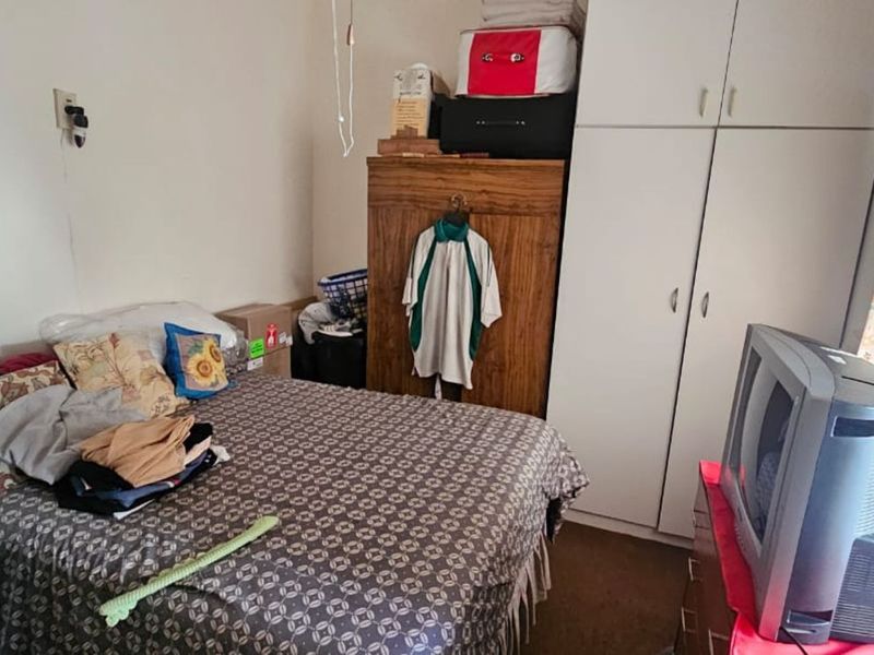 House For Sale in De Beers - Photo 9