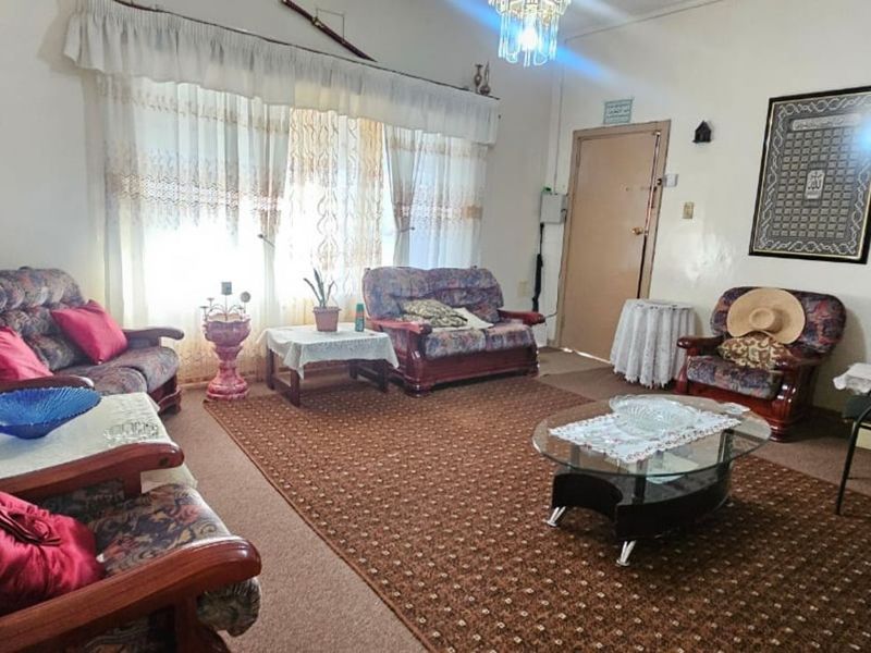 House For Sale in De Beers - Photo 5