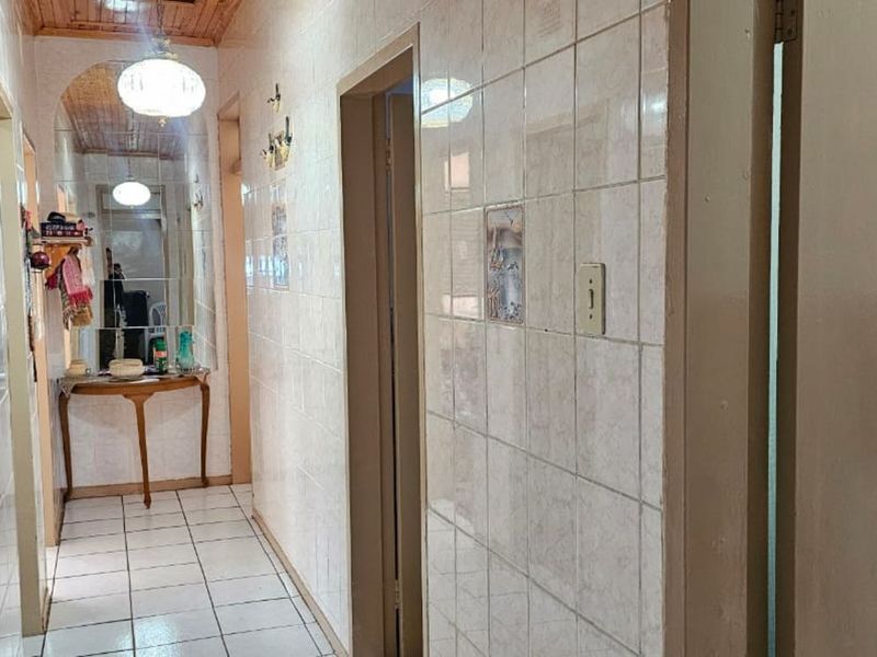 House For Sale in De Beers - Photo 6