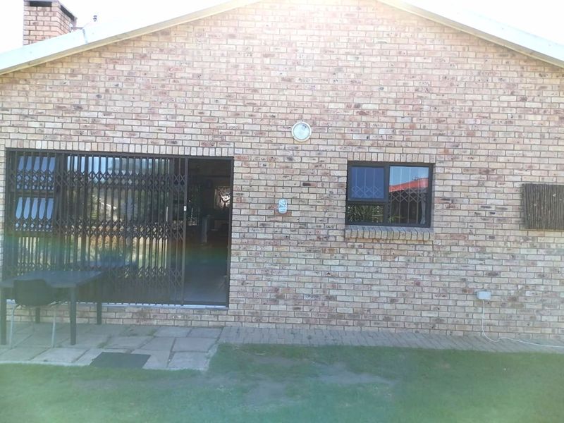 House For Sale in Noorsekloof - Photo 2