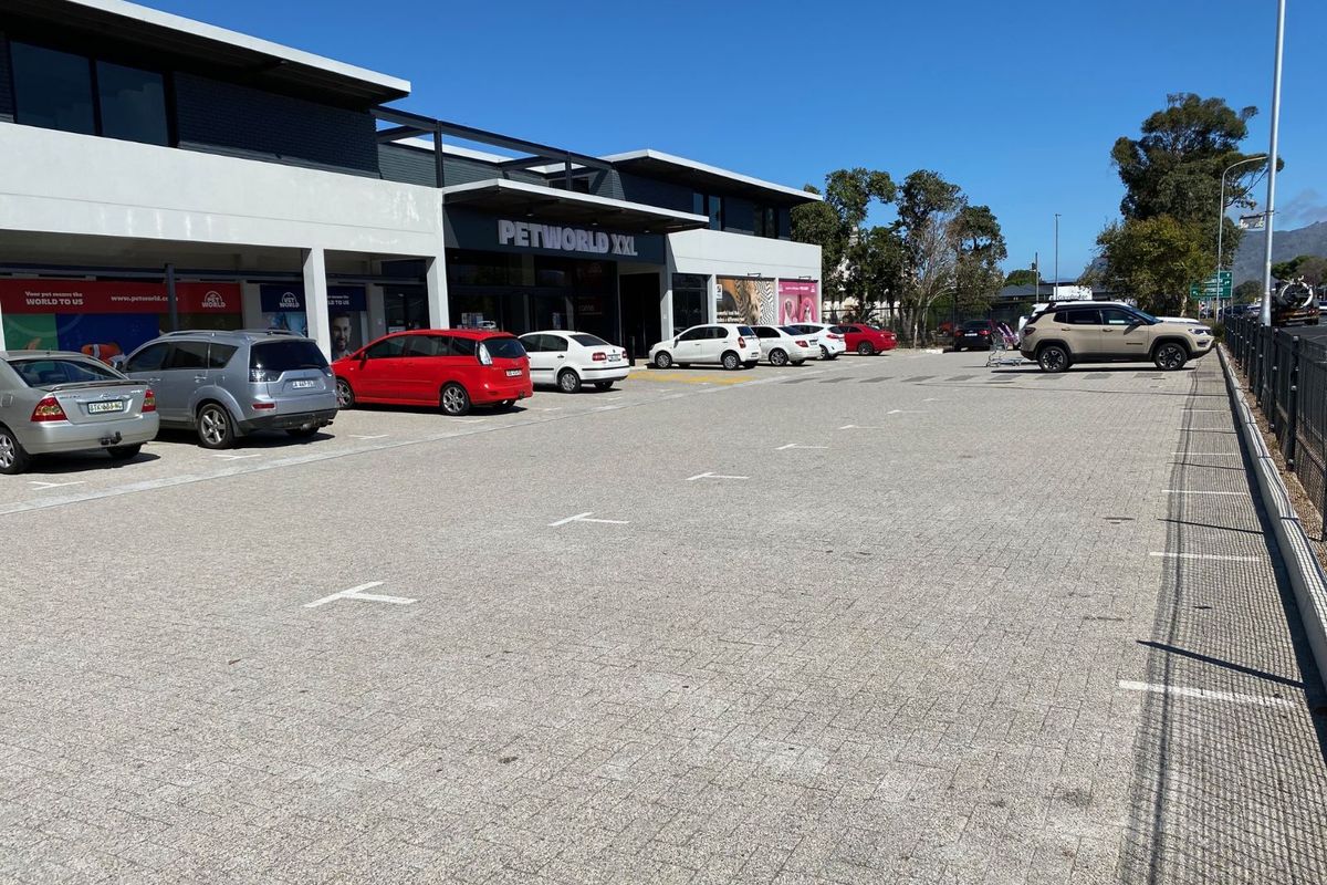 Retail To Rent in Diep River - Photo 3