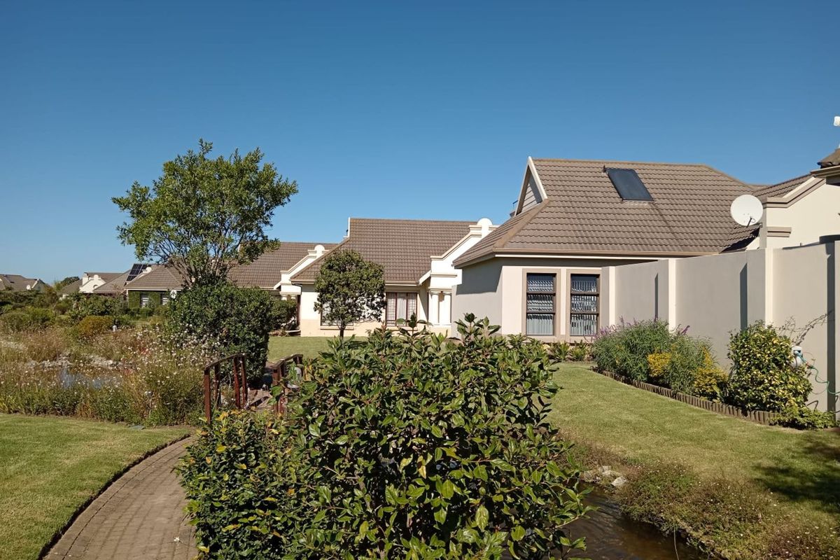 House For Sale in Blue Mountain Village - Photo 2