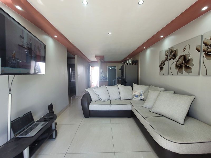 House For Sale in Vredekloof - Photo 7