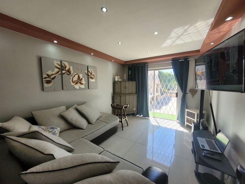 House For Sale in Vredekloof - Photo 6
