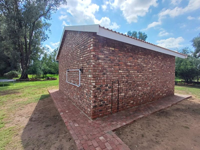 Farm For Sale in Orkney Rural - Photo 4