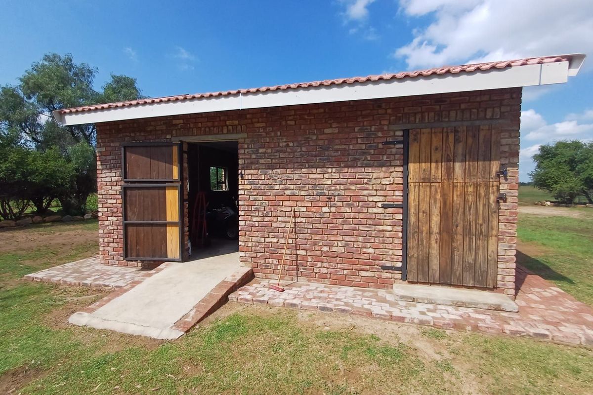 Farm For Sale in Orkney Rural - Photo 5