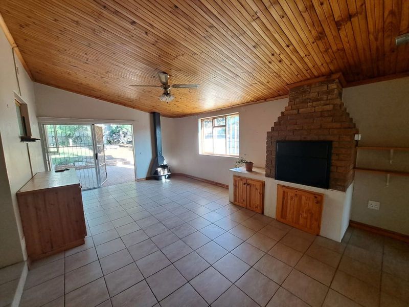 House For Sale in Bonnievale Central - Photo 8