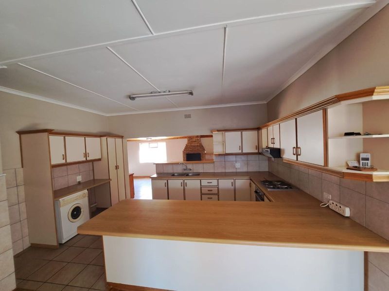 House For Sale in Bonnievale Central - Photo 5