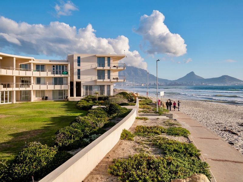 Apartment For Sale in Lagoon Beach - Photo 2