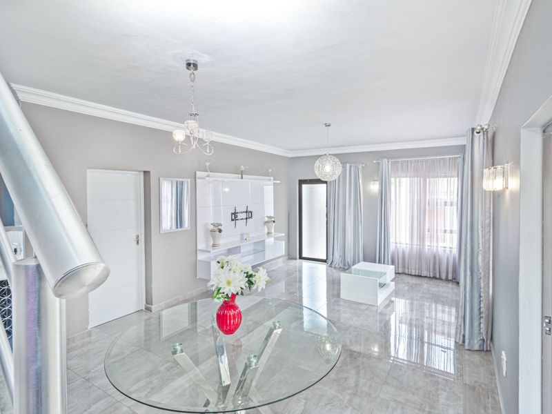 House For Sale in Sagewood - Photo 9