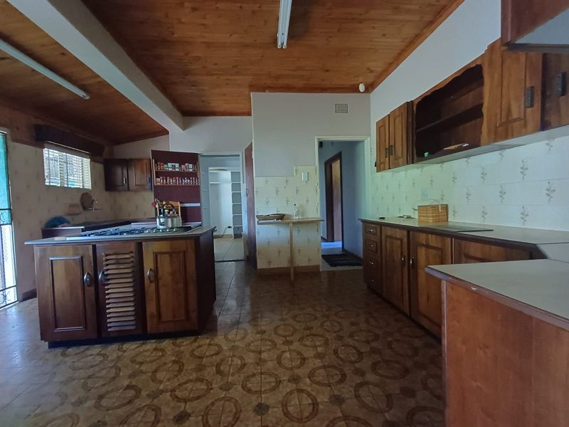 House For Sale in Wilkoppies - Photo 6