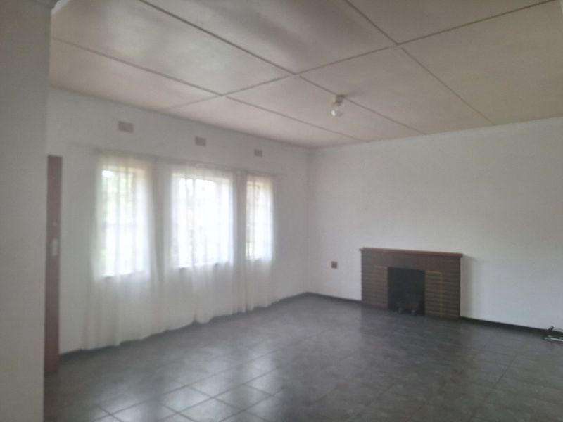 House For Sale in Cullinan Central - Photo 9