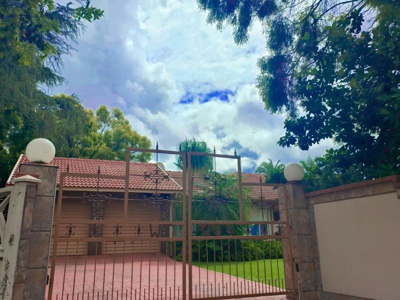 House For Sale in Amiel Park - Photo 3