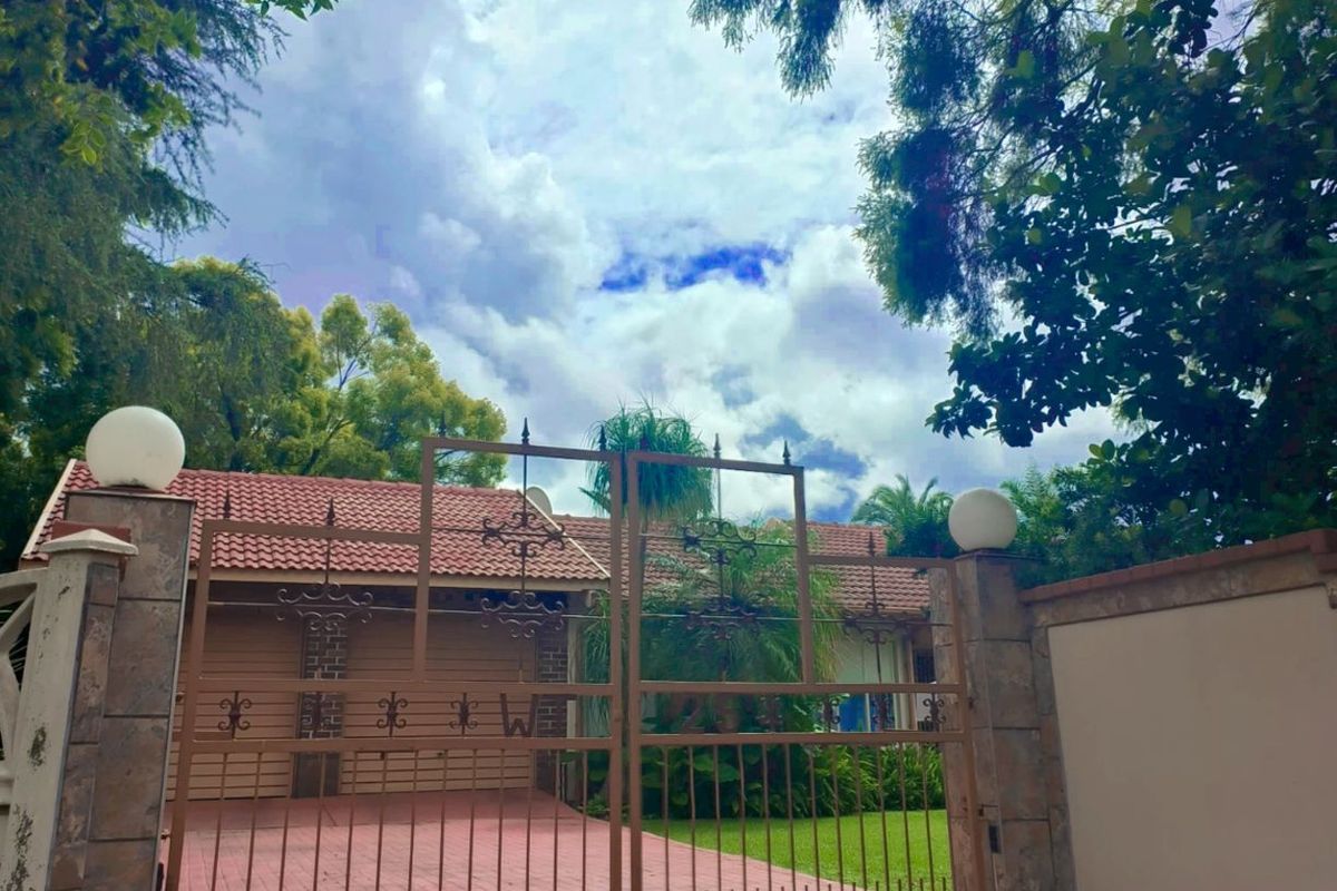 House For Sale in Amiel Park - Photo 3