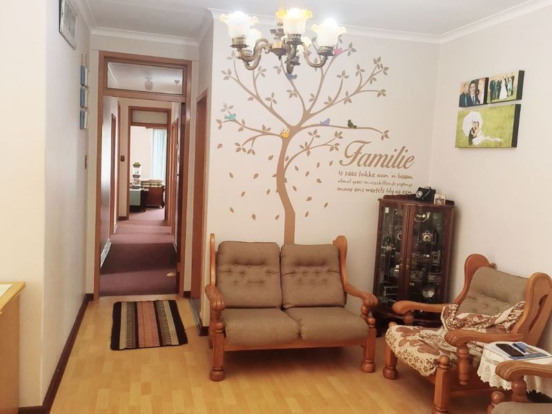 House For Sale in Amiel Park - Photo 7