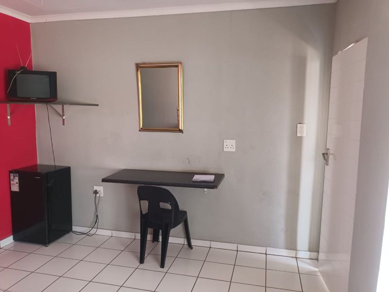 Business For Sale in Ga-Rankuwa - Photo 3