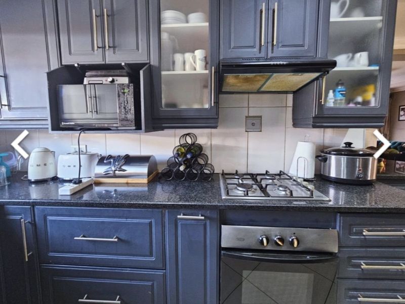 House For Sale in Ivy Park - Photo 5