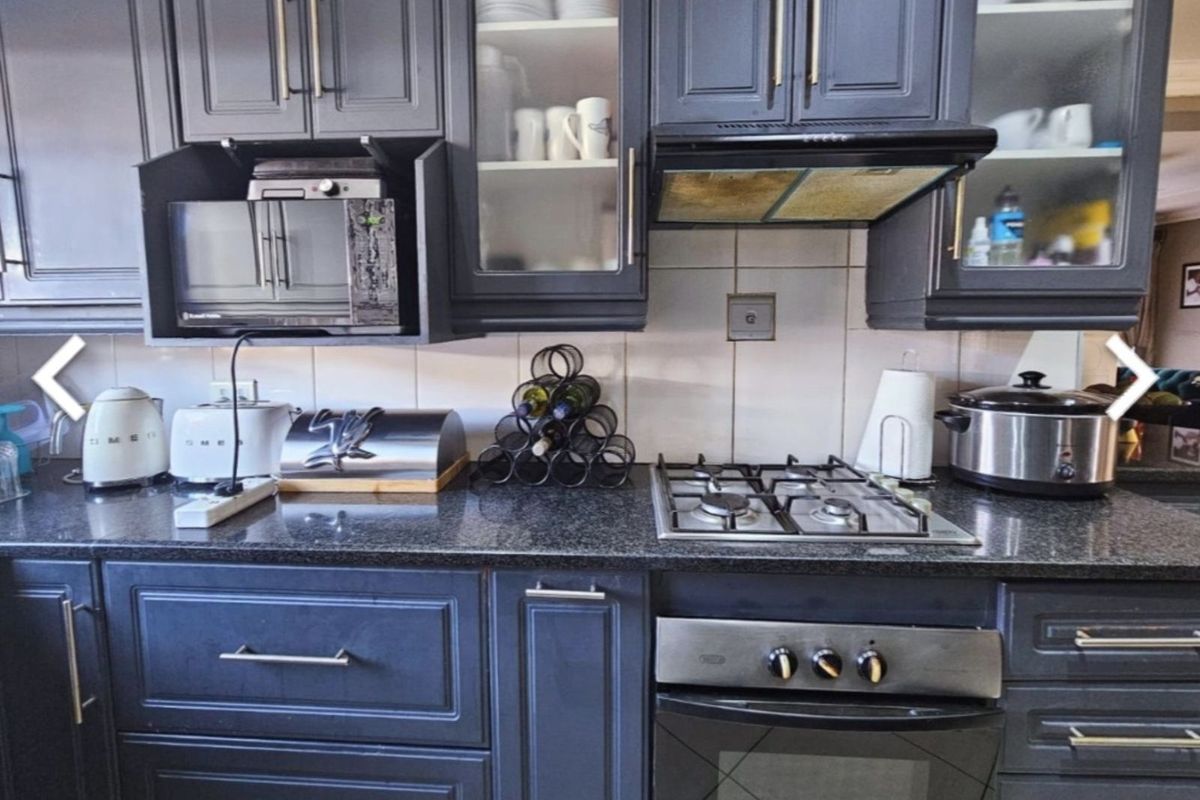 House For Sale in Ivy Park - Photo 5