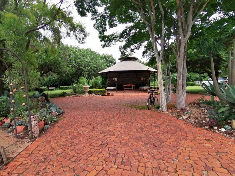 House For Sale in Heatherdale AH - Photo 4