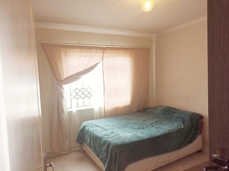 House For Sale in Buhle Park - Photo 6