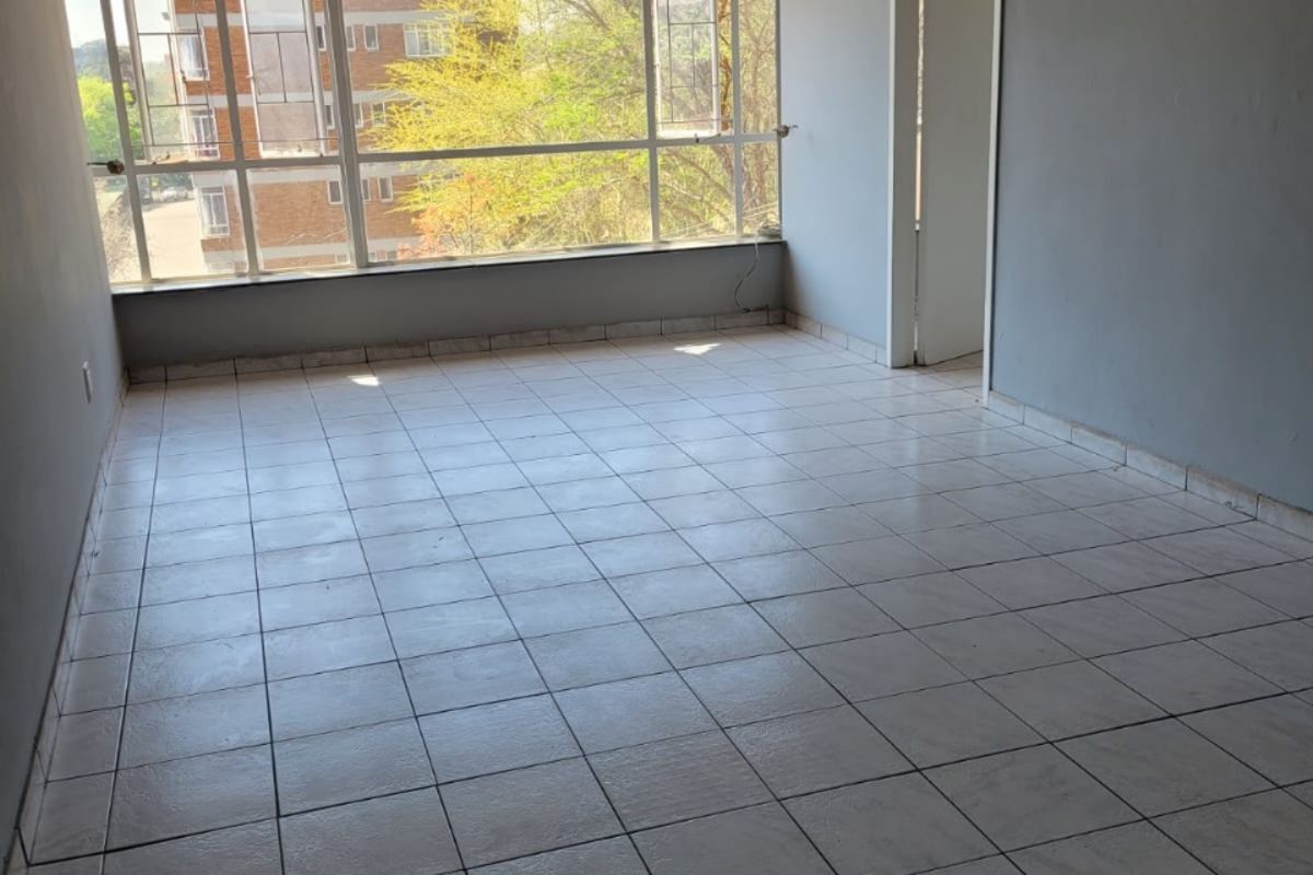 Apartment For Sale in Gezina - Photo 2