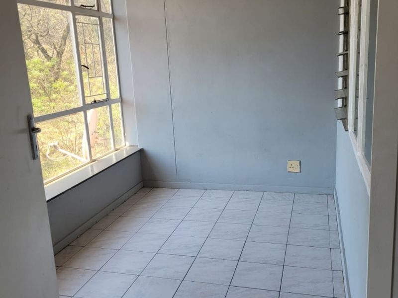 Apartment For Sale in Gezina - Photo 8