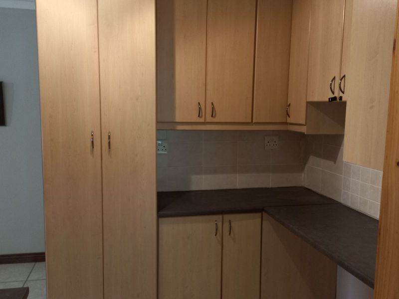 House For Sale in Calitzdorp Central - Photo 7