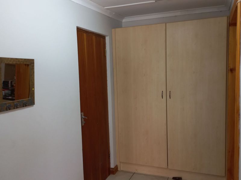 House For Sale in Calitzdorp Central - Photo 8