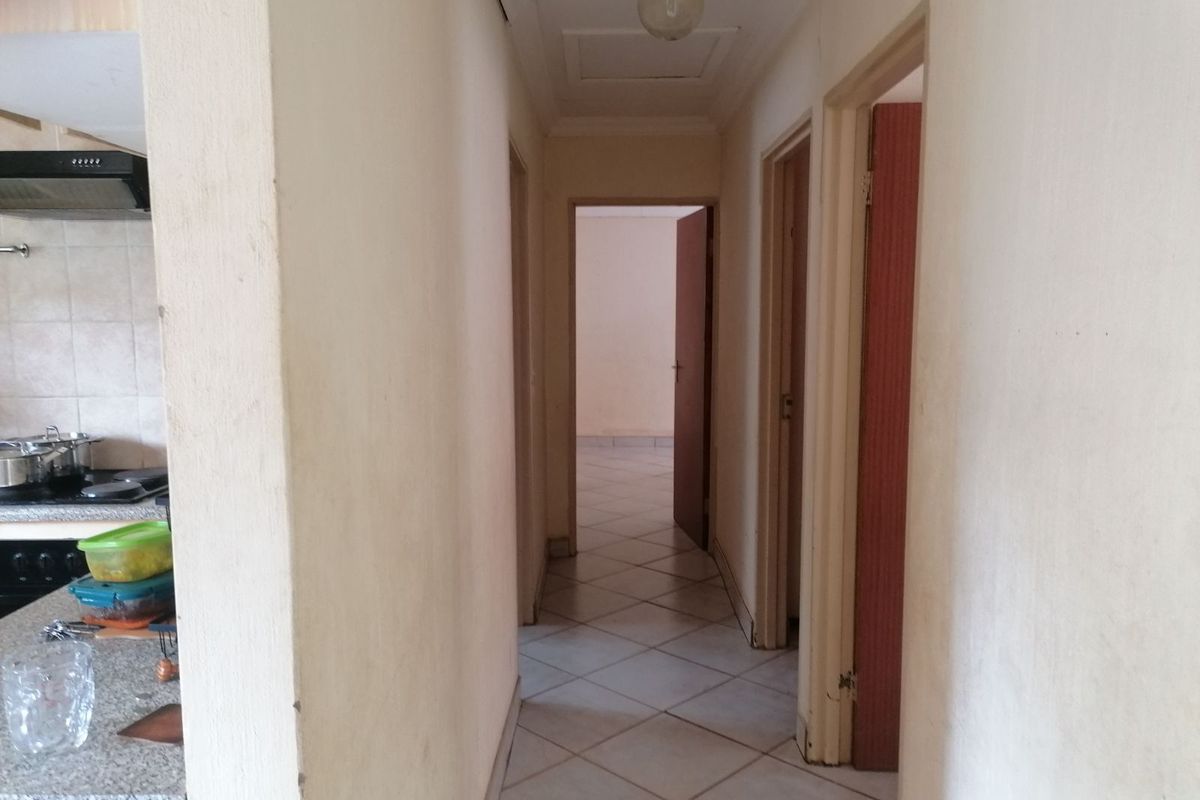 House For Sale in Modimolle Central - Photo 5