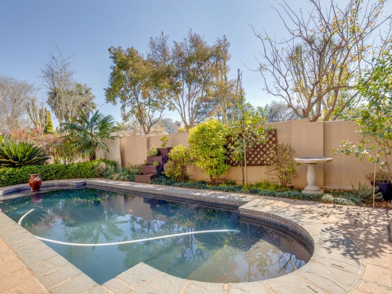 House For Sale in Sunninghill - Photo 9