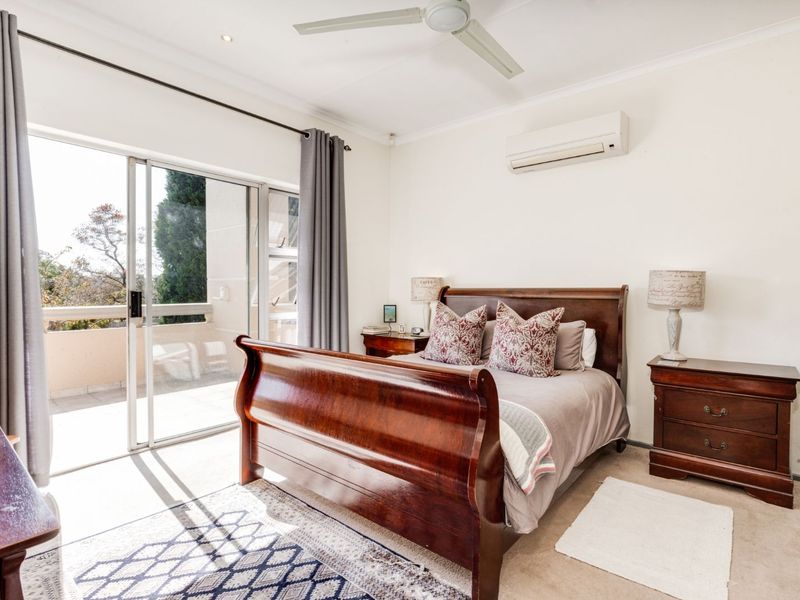 House For Sale in Sunninghill - Photo 10
