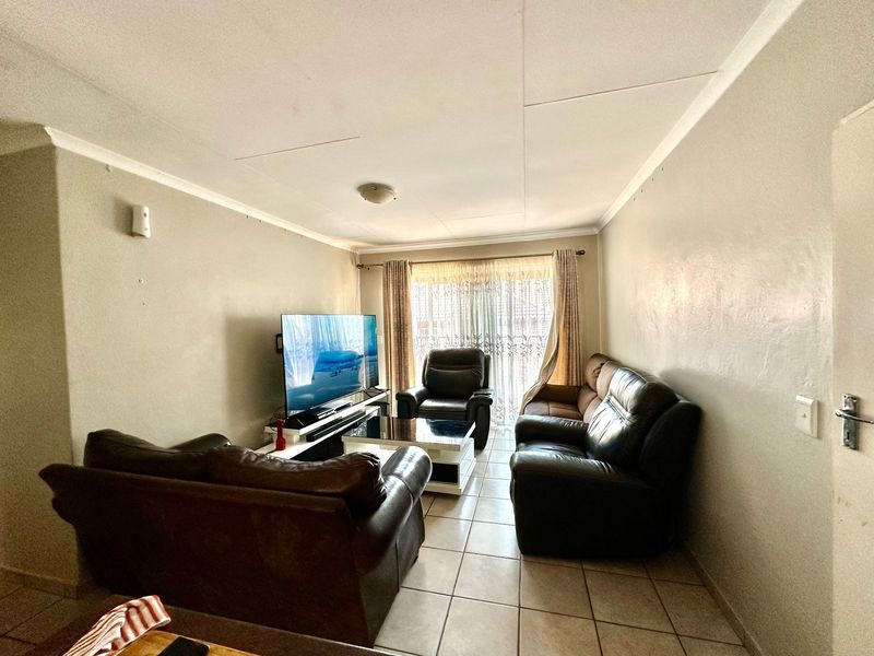 Townhouse For Sale in Amandasig - Photo 7