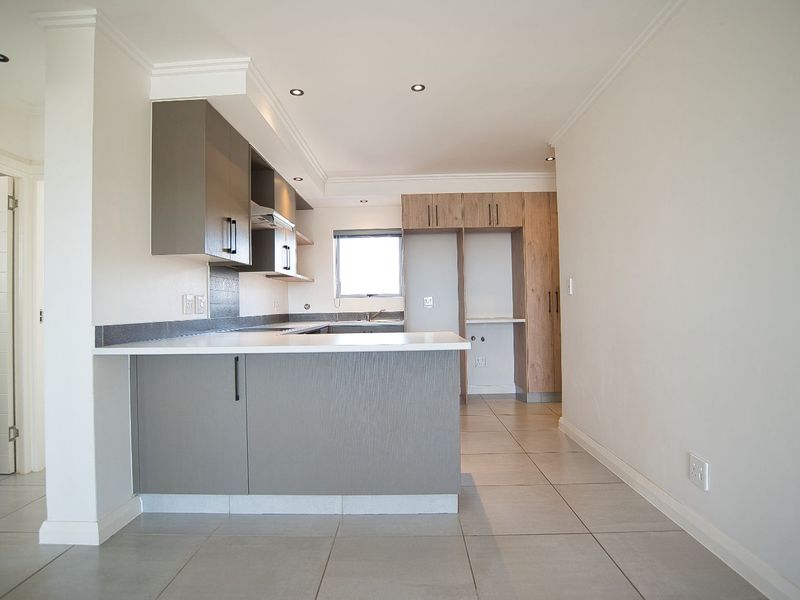 Apartment For Sale in Mooikloof Country Estate - Photo 8