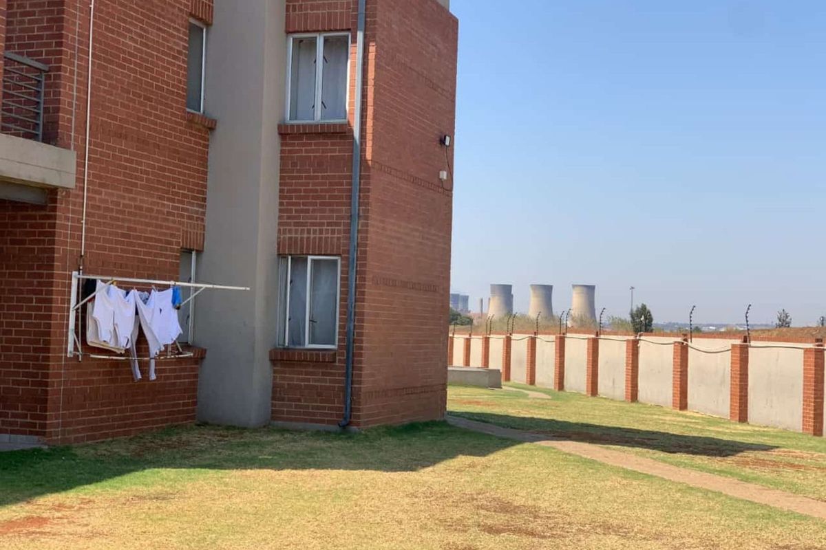 Apartment For Sale in Esther Park - Photo 2