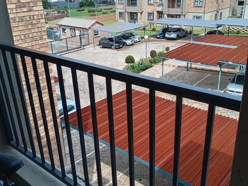 Apartment For Sale in Whiteridge - Photo 9
