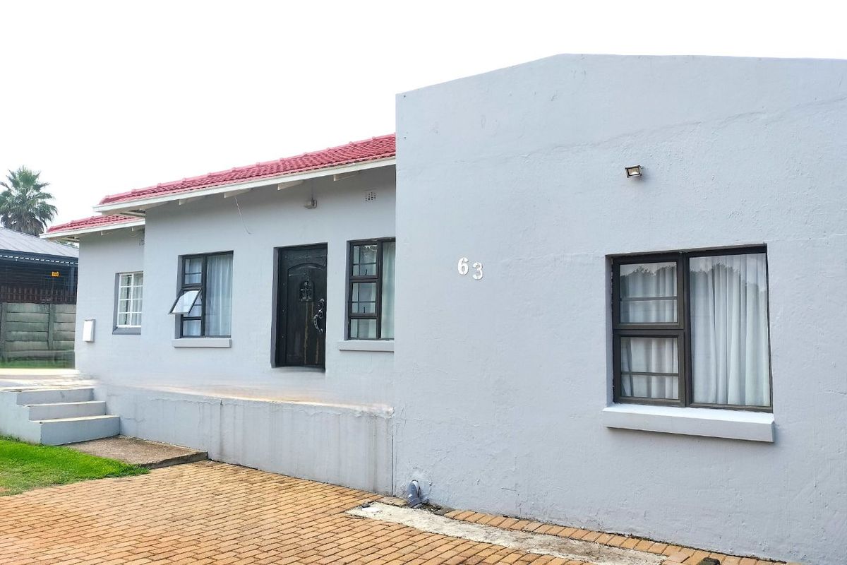 House For Sale in Discovery - Photo 4