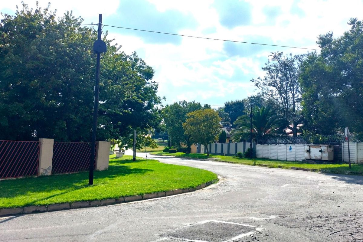 House For Sale in Discovery - Photo 2