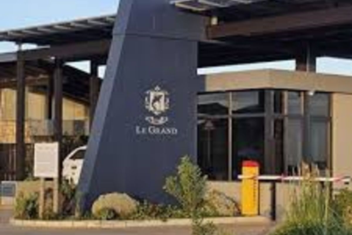 Vacant Land Residential For Sale in Le Grand Estate - Photo 2