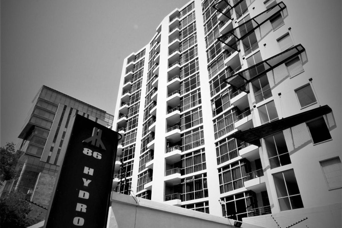 Apartment To Rent in Sandton Central - Photo 2