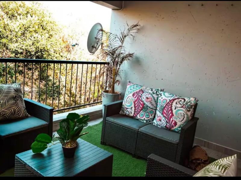 Apartment For Sale in Northgate - Photo 7
