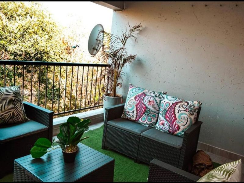 Apartment For Sale in Northgate - Photo 9