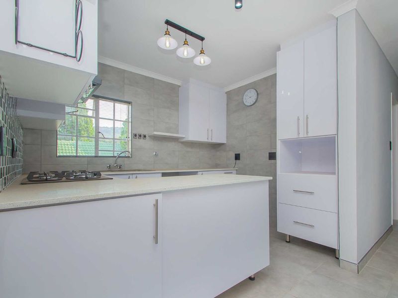 Townhouse For Sale in Little Falls - Photo 7