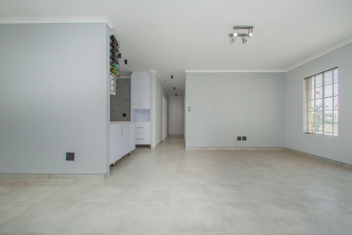Townhouse For Sale in Little Falls - Photo 4
