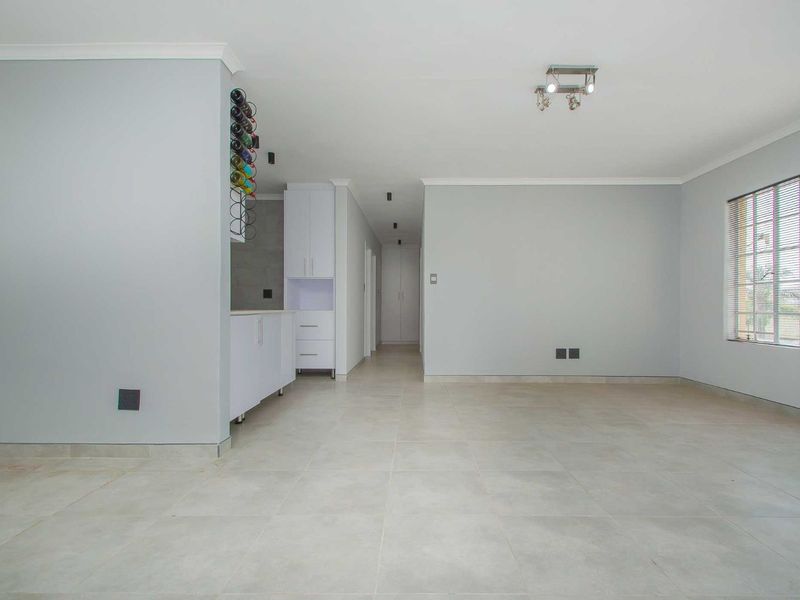 Townhouse For Sale in Little Falls - Photo 4