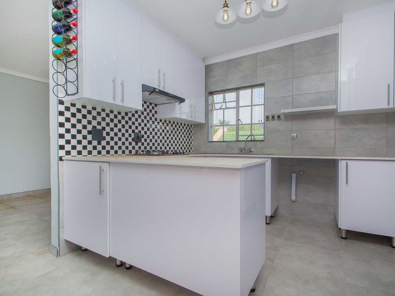 Townhouse For Sale in Little Falls - Photo 10