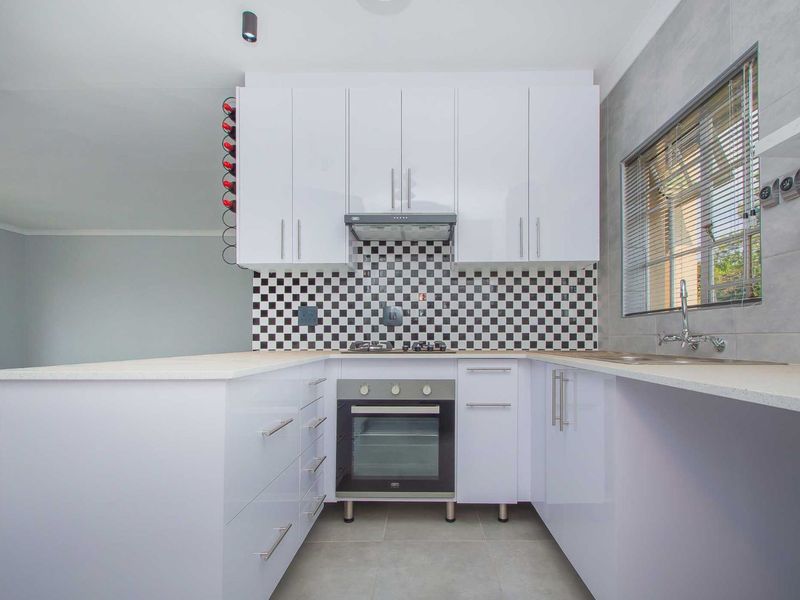 Townhouse For Sale in Little Falls - Photo 9